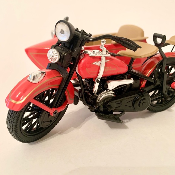 1933 Harley-Davidson Flathead Sidecar Motorcycle Diecast Replica Bank - Picture 4 of 11
